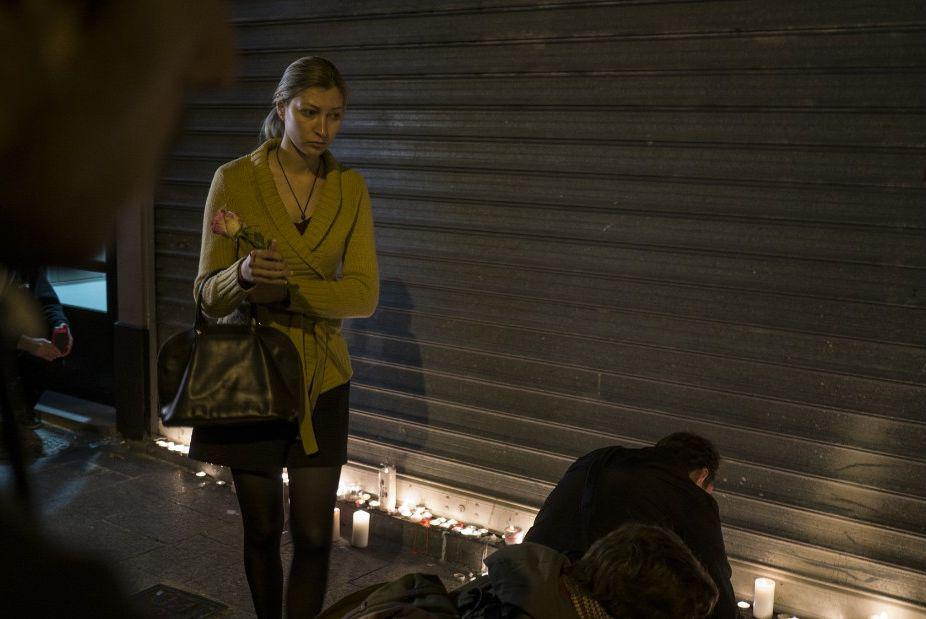 Фото жизни парижан после теракта (ФОТО)