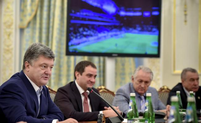 Порошенко встретился с игроками сборной Украины (ФОТО)