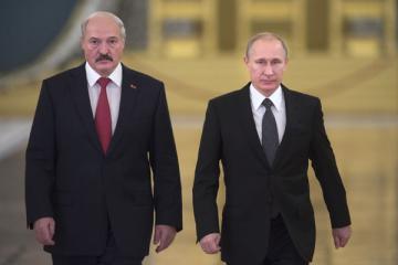Лукашенко отменил визит в Россию