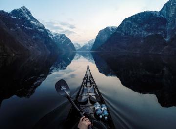 Завораживающие пейзажи норвежских фьордов (ФОТО)