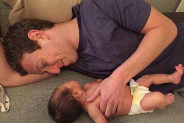 Марк Цукерберг поделился снимком с новорожденной дочерью (ФОТО)