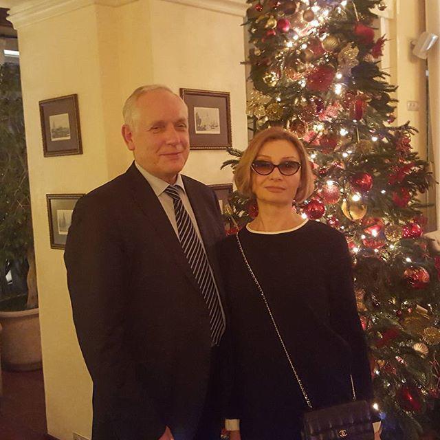 Катя Осадчая поздравила своих родителей (ФОТО)