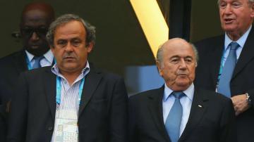 ФИФА ввела санкции в отношении Блаттера и Платини