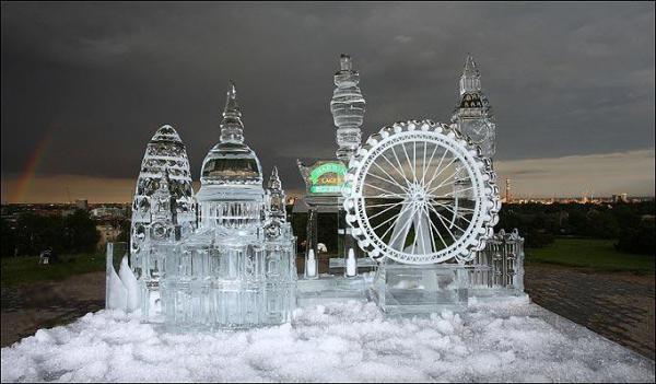 Невероятные скульптуры из льда (ФОТО)