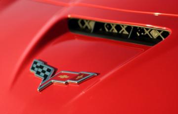 Компания Chevrolet выпустит электрический спорткар Corvette (ФОТО)