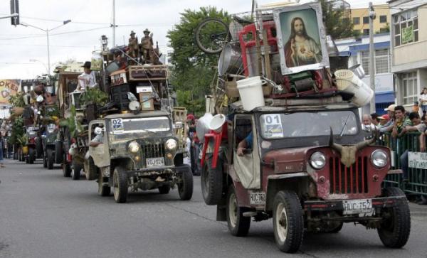 В Колумбии прошел необычный парад джипов (ФОТО)