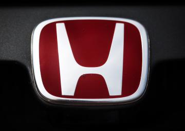Honda показала внешний вид нового минивэна Odyssey (ФОТО)