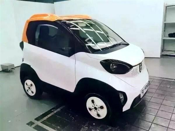 В сети появились первые снимки электромобиля Baojun E100 (ФОТО)