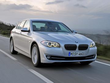 BMW готовит гибридные версии 5-Series