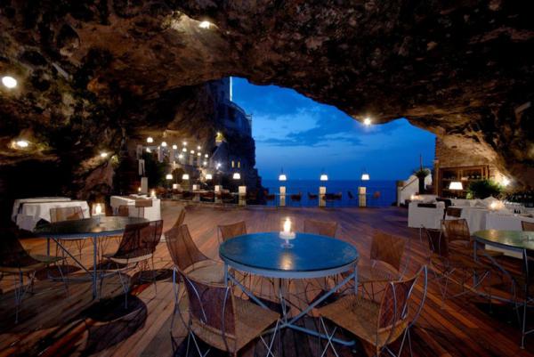 Ресторан, построенный прямо в пещере (ФОТО)