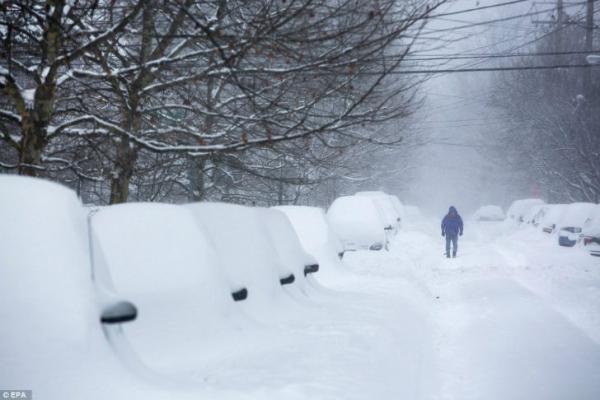 Снежный буран «Джонас» накрыл Америку (ФОТО)
