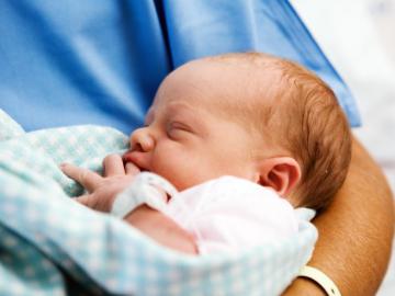 В Австралии женщина за две минуты родила пятерых детей
