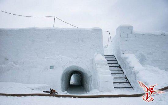 Необычное развлечение. В Польше появился ледяной лабиринт (ФОТО) Необычное развлечение. В Польше появился ледяной лабиринт (ФОТО)