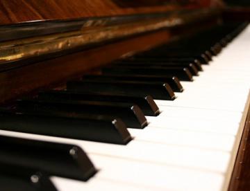 15-летний пианист без пальцев поразил зрителей в самое сердце (ВИДЕО)