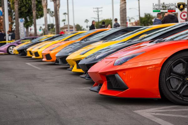 В Калифорнии состоялось одно из самых ярких автомобильных шоу планеты (ФОТО)
