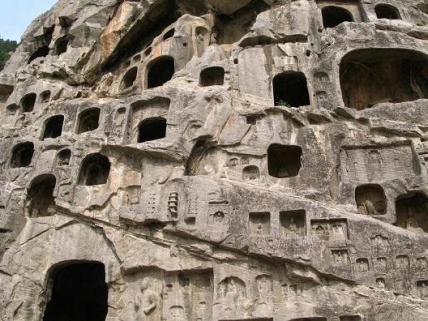 Лунмэнь – уникальные пещеры у Драконовых ворот (ФОТО)