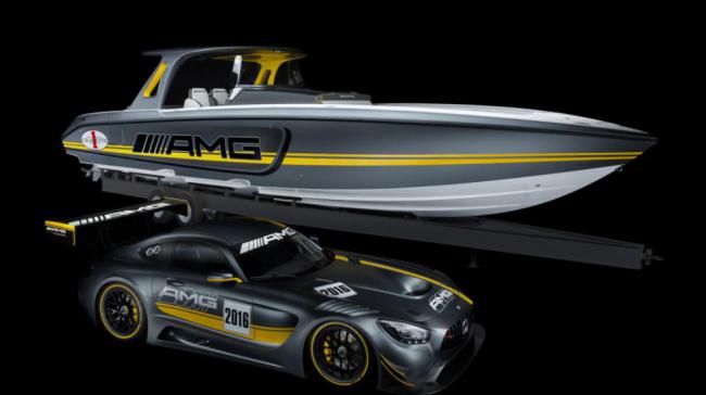 Компания Mercedes представила 2200-сильный катер в стиле AMG GT3 (ФОТО) Компания Mercedes представила 2200-сильный катер в стиле AMG GT3 (ФОТО)