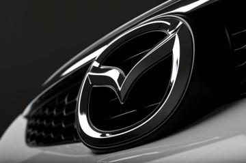 Mazda отзывает четверть миллиона авто