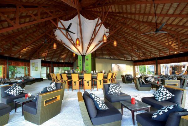 Райский курорт. Как выглядит удивительный атолл на Мальдивах (ФОТО)