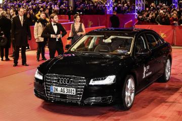 Audi представила беспилотное такси на базе 12-цилиндровой A8