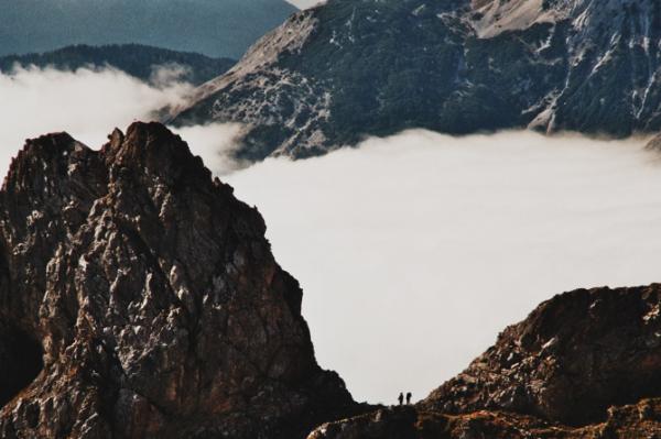 Затерянная в тумане: Фантастические пейзажи от Никола Одеманн (ФОТО)