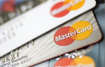 MasterCard ввел систему подтверждения платежей с помощью селфи