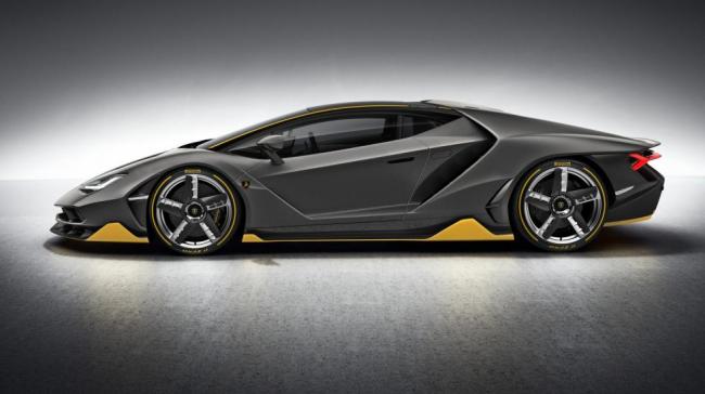 Lamborghini представила эксклюзивный суперкар Centenario (ФОТО)