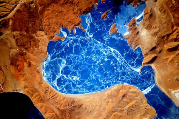 В NASA собрали подборку эффектных снимков Земли, сделанных из космоса (ФОТО)