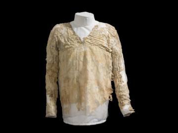 В Музее египетской археологии показали самое древнее платье в мире (ФОТО)