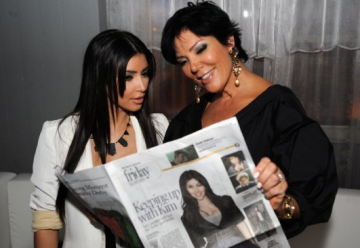 Мать Ким Кардашян продала права на порно с дочерью компании Vivid Entertainment
