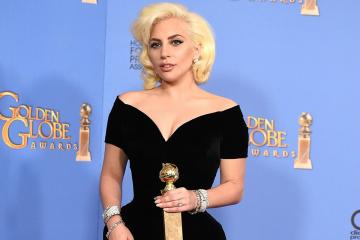 Леди Гага тайно расписалась со своим возлюбленным (ФОТО)