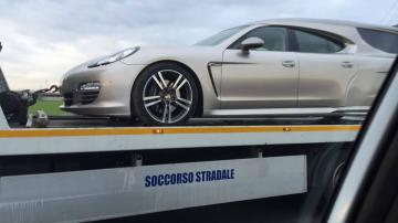 Хэтчбек Porsche Panamera превратили в катафалк (ФОТО)