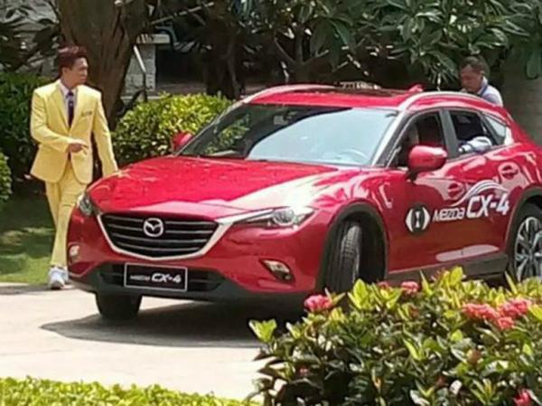 Mazda презентовала тизер новой модели (ФОТО)