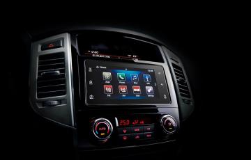 Mitsubishi Pajero освоили навигацию на Android