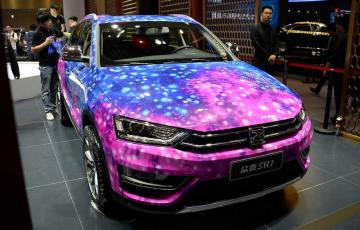 Китайцы создали клон Audi Q3 с безумной окраской (ФОТО)