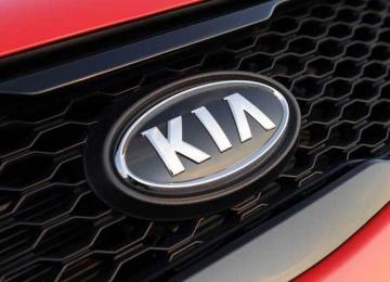 Kia проводит дорожные испытания второго заднеприводного седана (ФОТО) 