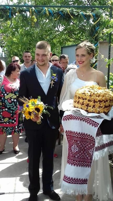 Скромная свадьба. Дмитрий Ярош выдал замуж свою дочь (ФОТО)