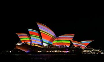 Яркое шоу: фестиваль света в Австралии (ФОТО)