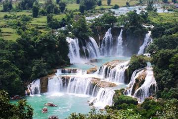 Ослепительная красота природы: один из самых живописных водопадов в мире (ФОТО)