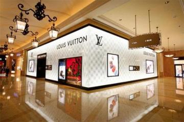 Louis Vuitton готовит сюрприз поклонникам