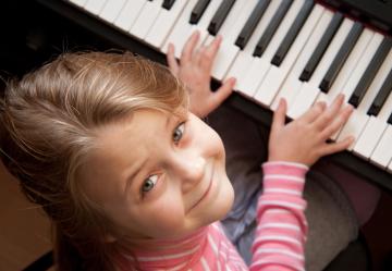 Музыка ускоряет развитие мозга у детей - ученые