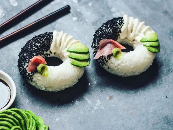 Необычный вариант: японцы придумали новый вид суши (ФОТО)