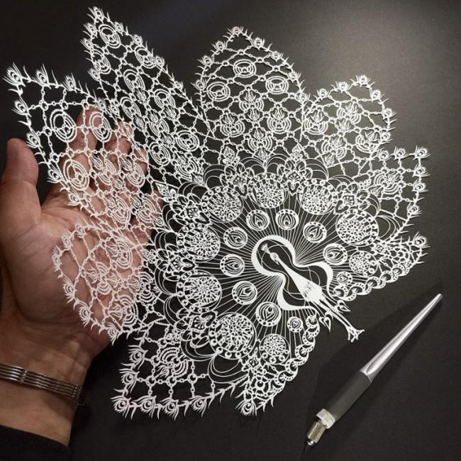 Японский художник вручную вырезает фантастические бумажные картины  (ФОТО)