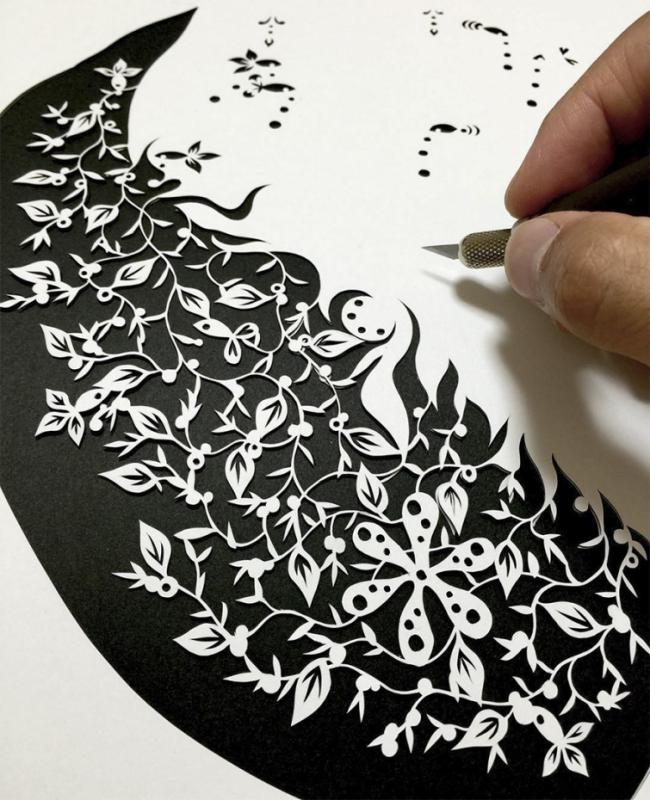 Японский художник вручную вырезает фантастические бумажные картины  (ФОТО)