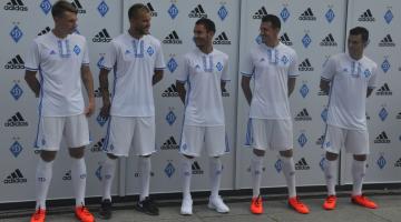 «Динамо» и «Днепр» встретились на одном поле