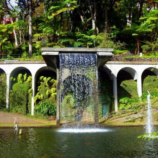Красота по-европейски: потрясающие сады Дворца Монте в Португалии (ФОТО)