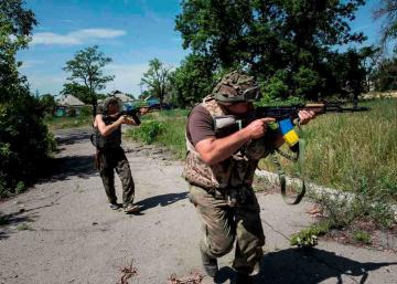 Ситуация в АТО: один украинский военный погиб, двое ранены