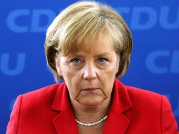 ЕС не собирается снимать санкции с РФ, – Меркель
