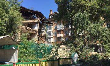 В Голосеевском районе Киева рухнул двухэтажный дом