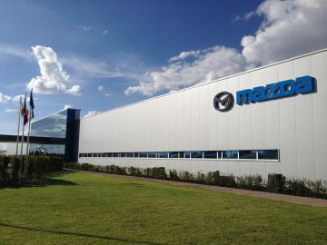 Mazda отзовет 2,3 млн автомобилей